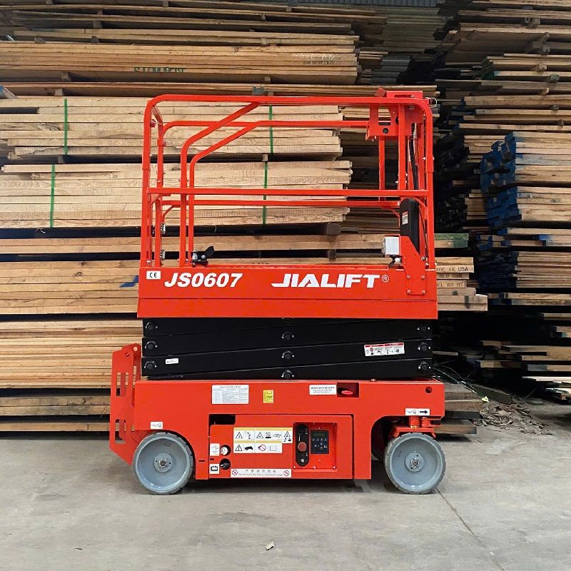 Thang nâng người cắt kéo JIALIFT 6m JS0607
